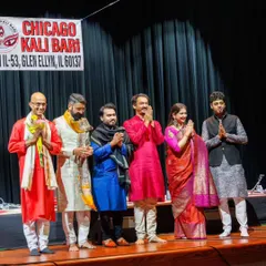 Taking a bow with Vidushi Kaushiki Chakraborty ji, Shri Ambi Subramaniam, and other wonderful musicians after a Hindustani-Carnatic jugalbandi concert in Chicago. Bridging these two great traditions is always a thrilling experience.