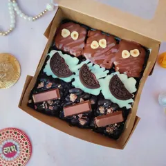 My assorted brownie boxes are perfect for Diwali gifting or just a weekend treat. This box features a trio of my most-loved flavours: fudgy Nutella Hazelnut, creamy White-Choc Oreo, and crunchy KitKat.