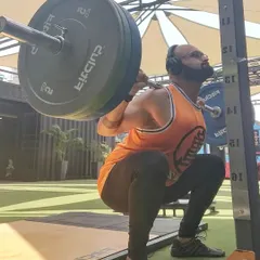 Squats are an analogy for life. When things get heavy, you just have to carry the weight and stand up. This is where you chase discipline, not motivation.