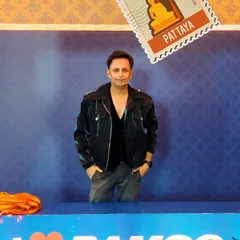 A special connection with the audience at the Ramco Cements dealer meet in Pattaya, Thailand. It's always a pleasure to perform for international audiences and share my magic.