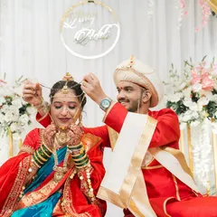 A key ritual in a Maharashtrian wedding, the groom ties the Mangalsutra. We capture these significant moments with a focus on the couple's connection.