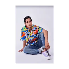 A second look for the same model's portfolio. I chose a colorful, graphic print shirt and lilac sneakers to create a vibrant, summery look that shows a different, more playful side.