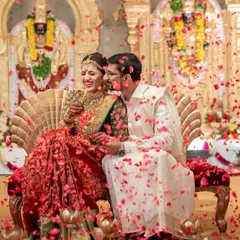 A picture-perfect moment of pure joy for this beautiful couple. I styled them for their South Indian wedding, and seeing them showered with petals, looking so happy and in love, is the best reward. This is the magic we create together.