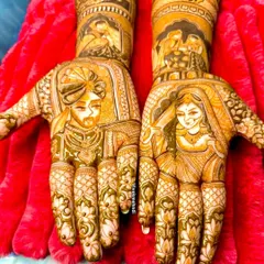 Your faces, your love story, drawn on your hands. I specialize in creating realistic bride and groom portraits that become the heart of your bridal mehndi. It’s a personal touch that makes your design truly one of a kind.