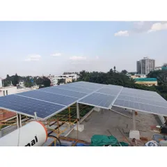 This rooftop installation is part of the largest Lithium-ion powered residential system in Bengaluru, a project we executed in collaboration with Ather Energy. It showcases our capability in handling advanced, large-scale hybrid systems.