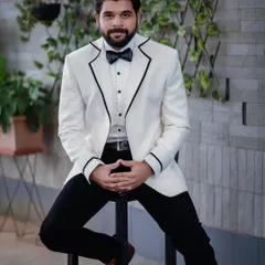 I believe in creating style stories that reflect personality. Here, I styled actor Kshitish Date in a sharp, classic tuxedo with a modern twist, ensuring a look that is both confident and camera-ready for his photoshoot.