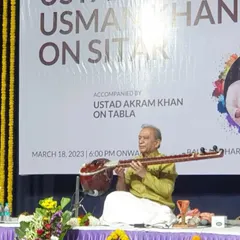 Applauding the artistry of Ustad Usman Khan Sahab, one of the most senior sitarists of our country, during a concert in his honour in Pune.