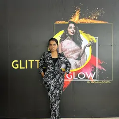 Being a makeup artist and educator is my passion. While my Nagarbhavi studio is on a short break, I'm still taking makeup bookings and teaching all my courses online.