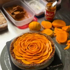This is how we prepare my Mango Biscoff Cheesecake, with a beautiful rose made from fresh Alphonso mango slices. I love how the sweetness of the mango works with the spiced Biscoff flavour. It’s a seasonal favourite for a reason.
