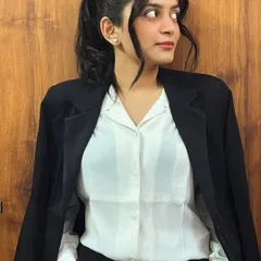 Serving both looks and justice. My professional appearance is an extension of my meticulous preparation and respect for the legal process.