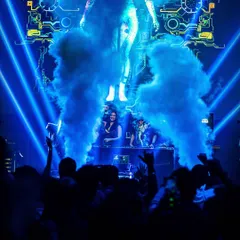 This is the Indohouse and Bollytech vibe I bring to the console. A packed floor, futuristic visuals, and high-impact effects create a unique atmosphere you won't find anywhere else.