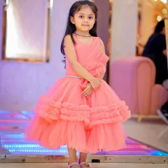 Another posed portrait from the same event. I take multiple shots in different spots to give you a variety of images from the special day.