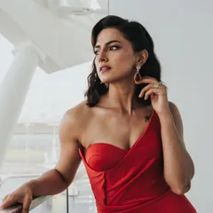 I styled the incredible Shraddha Srinath for the IIFA Utsavam awards in Abu Dhabi. This striking red gown by John & Ananth creates a powerful silhouette, perfect for a major red carpet event. The look is completed with bold jewelry from Azotiique, ensuring she stood out.