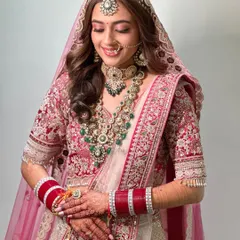 The complete soft glam look. The makeup is light and fresh, allowing her natural beauty to be the main focus.