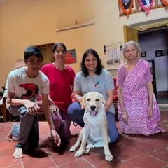 Training is a team sport. I coach the entire family, from kids to adults, to ensure everyone is consistent and involved. This is Scout with his family, who did a brilliant job working together.
