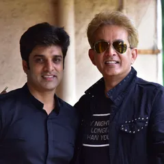 A happy Gurupurnima to my own guru, Javed Habib. I learned so much from him, and his mentorship has been a huge part of my journey as a hairstylist and teacher.