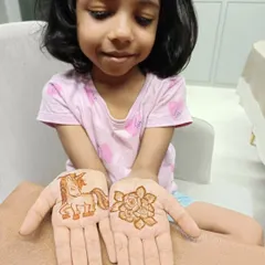 Another look at this adorable unicorn and rose design for a young client. Seeing her happy with her special mehndi makes my day.