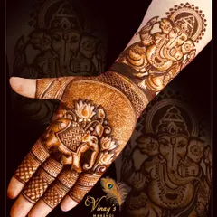 An auspicious Ganpati design to begin the wedding festivities. This piece combines a seated Ganesha with lotus and elephant motifs, elements we practice extensively in our courses.