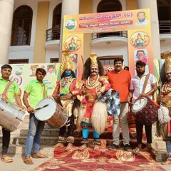 With Yakshagana artists at a program organized by Janasiri Foundation at the Town Hall. I have great respect for our traditional art forms.