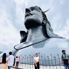 The magnificent Adiyogi statue at the Isha Foundation near Bangalore. Our one-day trip includes a visit here to experience the powerful spiritual ambiance and the evening light show.