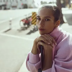 A close-up portrait from our Venice Beach shoot. The soft, natural afternoon light is perfect for capturing a relaxed yet direct expression. It’s a moment of calm amidst the energy of the streets.