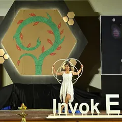 Performing at the InvokED 2024 educational leadership conference was a special experience. This shot captures me on stage with my multi-hoop act, demonstrating how flow arts can be adapted for formal and corporate settings. My performances can be tailored to fit the theme of any event, providing a unique and memorable artistic expression.
