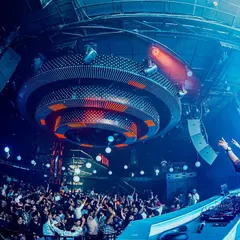 A wide-angle shot of the incredible architecture and crowd at Prism in Mohali. The venue's design and my music come together for a powerful experience.