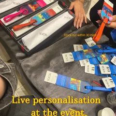 My first luxury brand collaboration! I worked with TUMI to create hand-painted luggage tags inspired by Indian cities for their store preview at Jio World Drive. They were all claimed within 30 minutes.