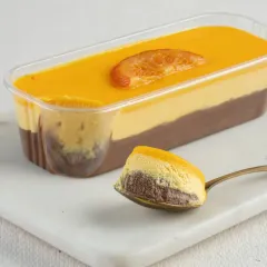 My personal favourite from the new collection is also our bestseller so far: the Orange Chocolate Crème. The combination of zesty orange and rich chocolate is just perfect.