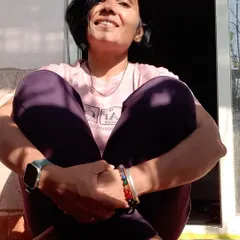 Day 1 of my personal 30-day challenge to complete 108 Surya Namaskars. Every journey begins with a single step, and I was excited to embark on this path of spiritual growth and self-love.