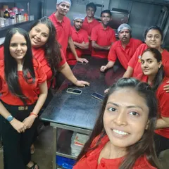 A cheerful group photo of Team GY at our Christmas party. We believe in celebrating our team who works tirelessly behind the scenes.
