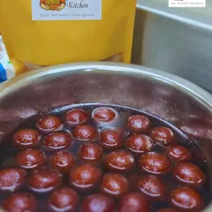 Our homemade Gulab Jamuns are a festival favourite. We prepare them in small batches to ensure they are perfectly soft and absorb the sweet syrup completely.