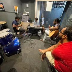 A music theory session in progress, led by one of our expert instructors. We believe a strong theoretical foundation is key to becoming a great musician.
