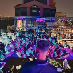 My view from the decks at Skyye, UB City. Commanding the energy of a packed rooftop party with the Bengaluru skyline as our backdrop is an unmatched feeling.