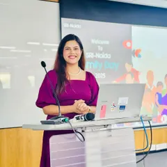 Welcoming employees and their families at Samsung India's Family Day. I create a warm, friendly, and fun atmosphere for all age groups.