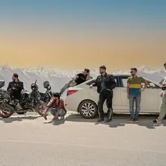 Road trips are about the crew. I capture the candid moments and the camaraderie of group expeditions, creating memories that last longer than the trip itself. This is from a memorable Ladakh journey.