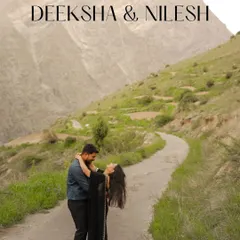 A classic dip on a winding mountain road in Baralacha, Himachal. This shot is all about capturing that joyful, movie-like romance against a raw, natural landscape.