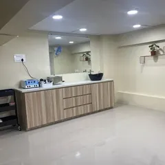 This was one of our procedure areas, equipped for various dermatological treatments. We have always prioritized a clean, organized, and hygienic environment for all patient services.
