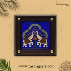 This elegant glass painting of two elephants symbolizes strength, wisdom, and good fortune. The deep blue background and intricate details make it a royal and auspicious addition to any wall.