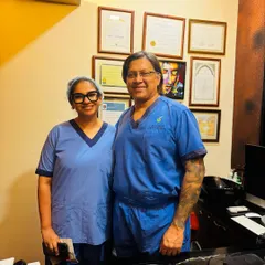 I was grateful to learn the FaceTite contouring technique under the expert guidance of Dr. Sameer Karkhanis. Standing with him here, I am reminded that learning from the best helps me provide the best care.