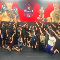A moment of fun and team spirit. We train hard, but we also know how to celebrate our bond. We are all pointing towards our shared goal.
