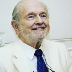 A quote from Swami Kriyananda reminding us that happiness is found in the present moment. It is not a distant goal but a series of small, conscious decisions to be happy right now.