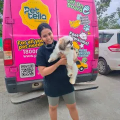 A happy pet parent with her freshly groomed rockstar! Meeting adorable pets and seeing them look their best is the biggest reward for our team.