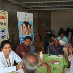 My commitment to skin health extends to everyone in our community. I was happy to host a free skin consultation camp for the senior citizens at Preethi Nivas Old Age Home, providing diagnosis and care.