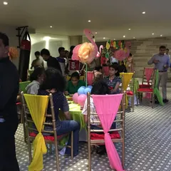 Another shot of the fun and festive atmosphere at a birthday party we catered. I can adapt my service to any venue, whether it's your home, a clubhouse, or a rented event space.
