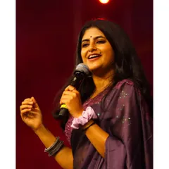 A happy moment captured during a live show. The connection with the audience gives me so much energy.