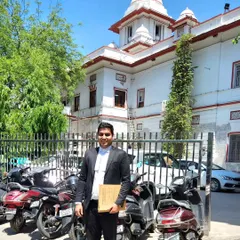 Another day at court, ready for a hearing. Whether it's a bail hearing or a trial, I am there to fight for you.
