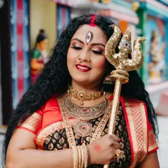 Celebrating Durga Puja with this powerful and emotive look. I created a traditional goddess-inspired makeover with dramatic eyes and a bold red bindi, capturing the spirit of the festival.