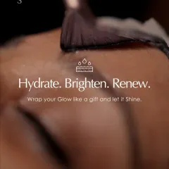 This December, wrap your glow like a gift. Our seasonal rituals focus on hydrating, brightening, and renewing the skin for a festive shine.