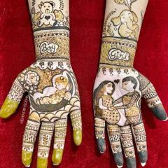 I love creating personalized mehendi for baby showers. This design features adorable motifs like a baby sleeping on the moon, a couple portrait, teddy bears, and playful "Boy" or "Girl" text, making it a unique celebration for the mom-to-be.